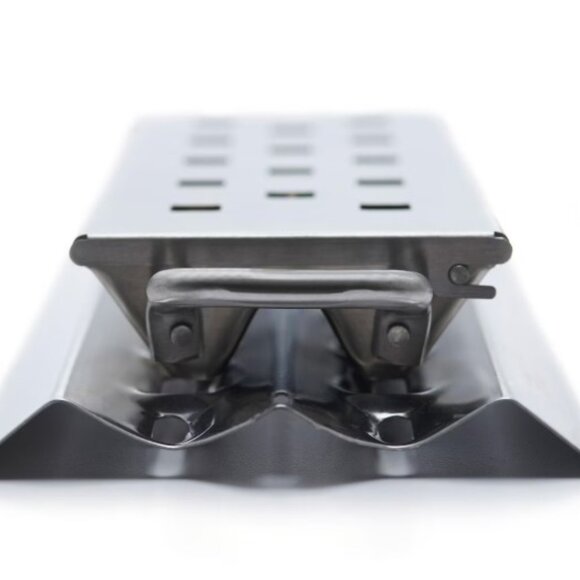 Broil King Imperial Smoker Box - BBQ Flavor Enhancer - NIB! - Picture 5 of 5